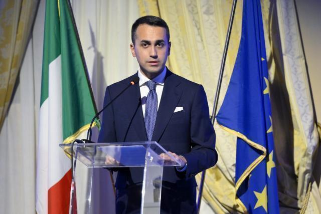 Di Maio “M5S si sta radicalizzando, così torna indietro”