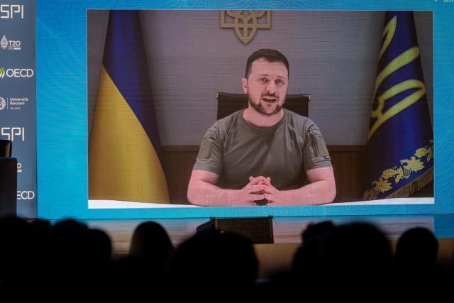 Ucraina, Zelensky “Servono armi moderne, grazie Italia per il sostegno”