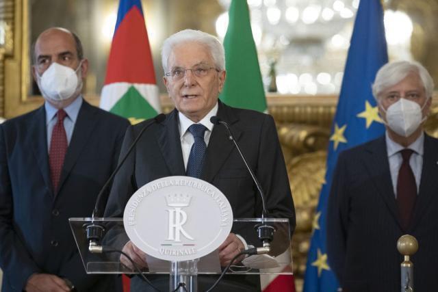 Mattarella “Niente pause contro la crisi, i partiti siano costruttivi”