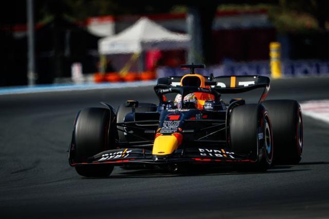 Formula 1, Verstappen vince in Francia, Leclerc out