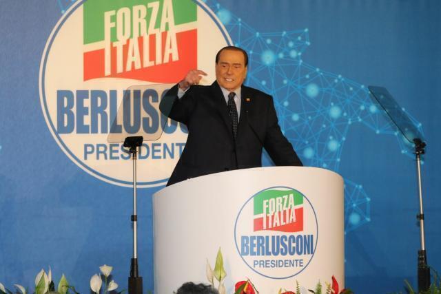 Berlusconi “Non siano appellabili le sentenze assoluzione I e II grado”