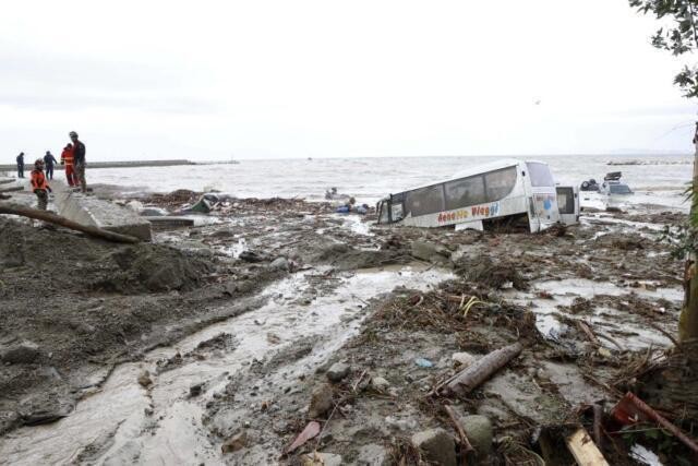 Frana a Ischia, stato di emergenza e primi 2 milioni per l’isola