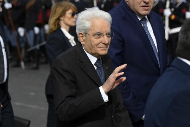 Mattarella “Non ignorare dramma dei rifugiati, intervenire sulle cause”