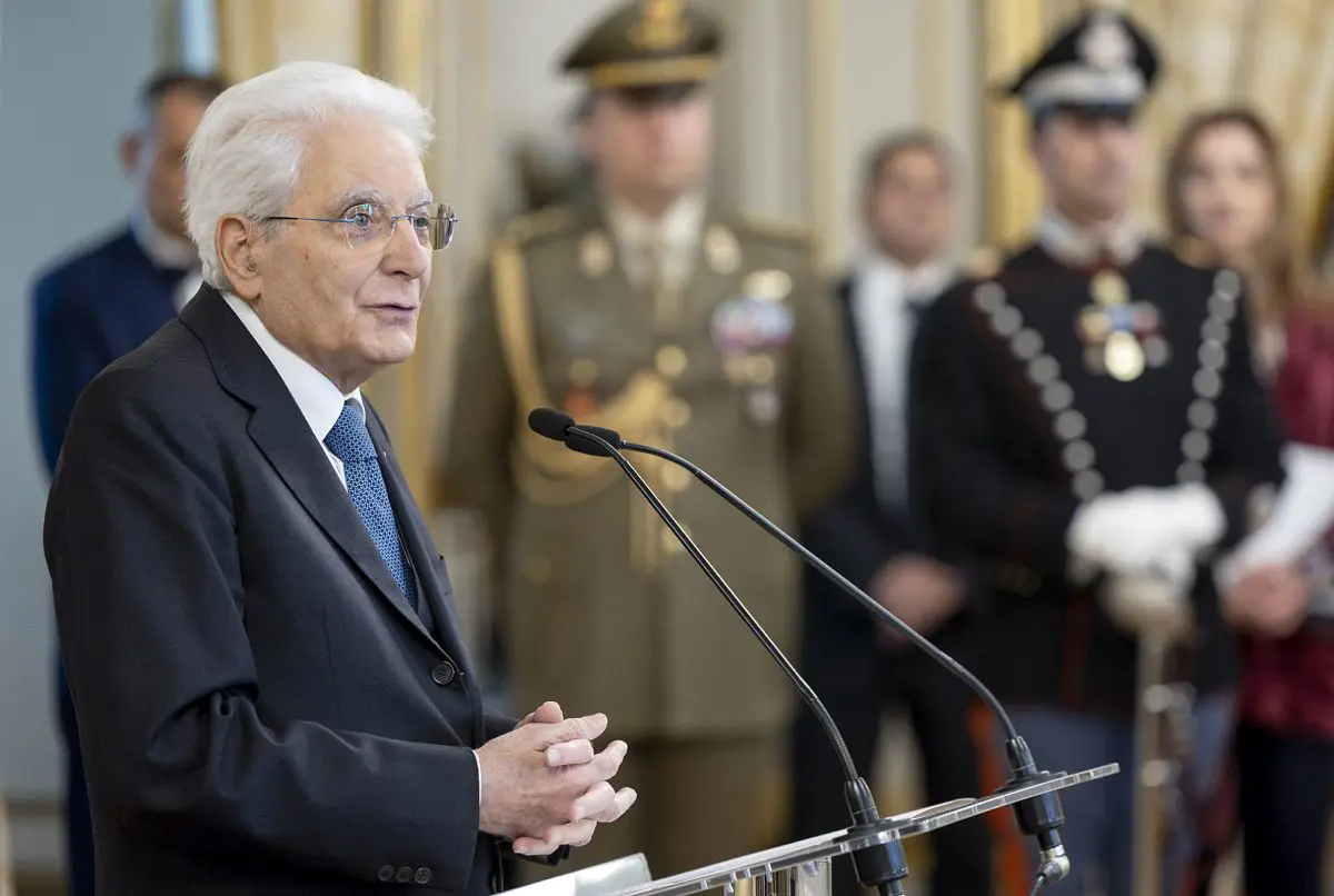 Mattarella “Stagione di apprensione, incombono minacce alla pace”