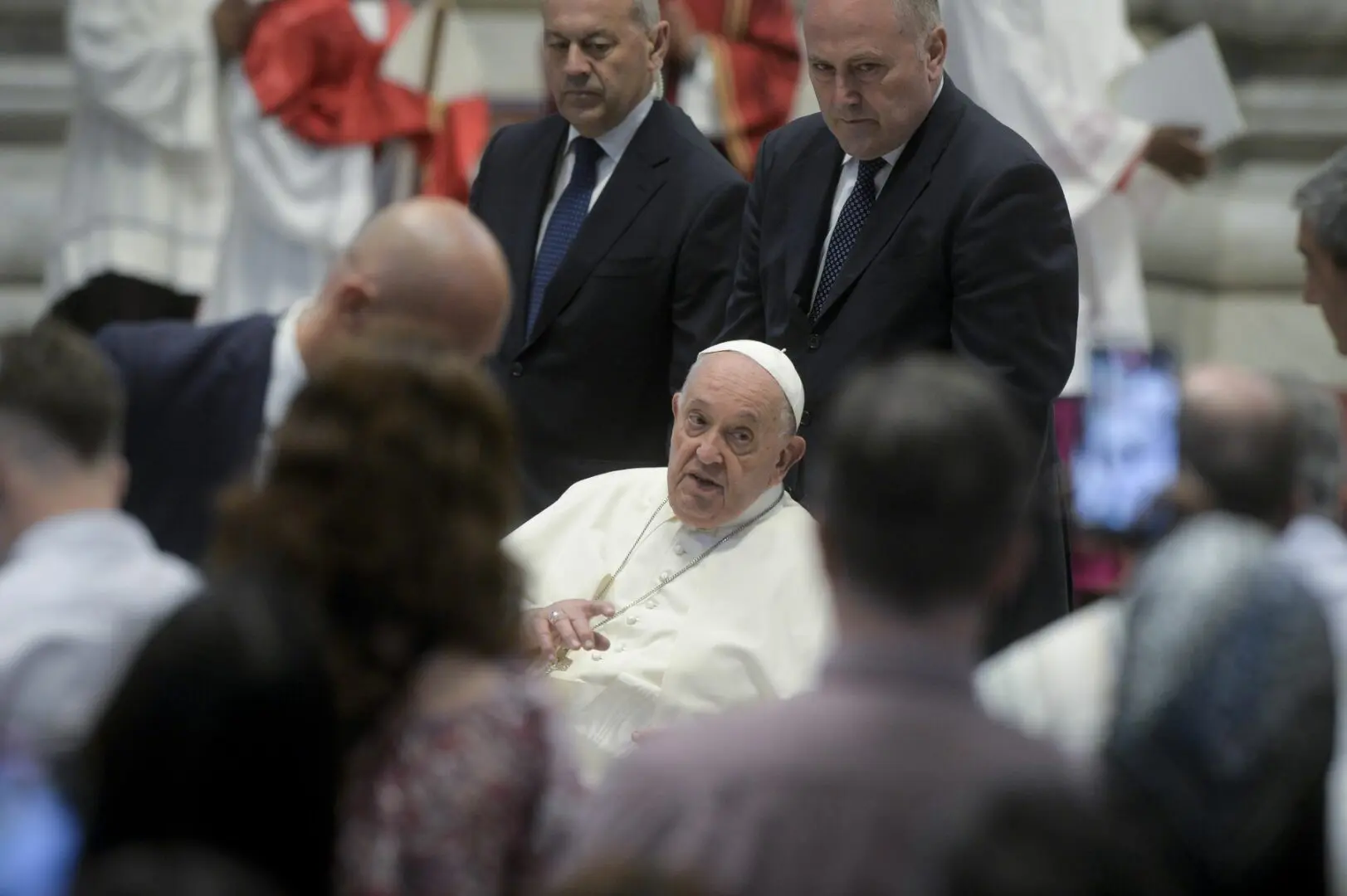 Papa Francesco “La democrazia non è in buona salute”